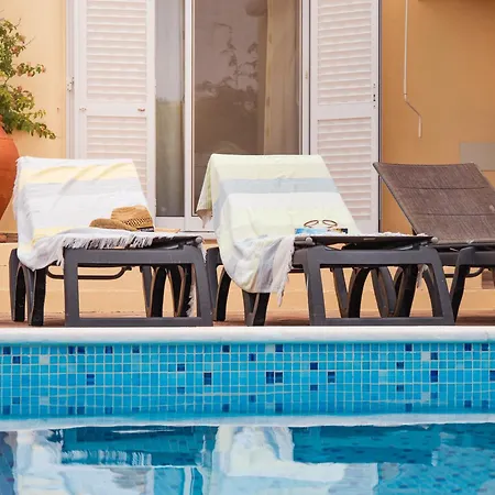 Casa De Amanha 450 Mts To The With Beautiful Garden And Heated Saltwater Pool Albufeira