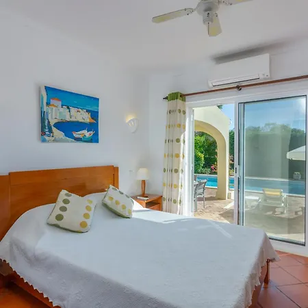Vila Casa De Amanha 450 Mts To The With Beautiful Garden And Heated Saltwater Pool *
