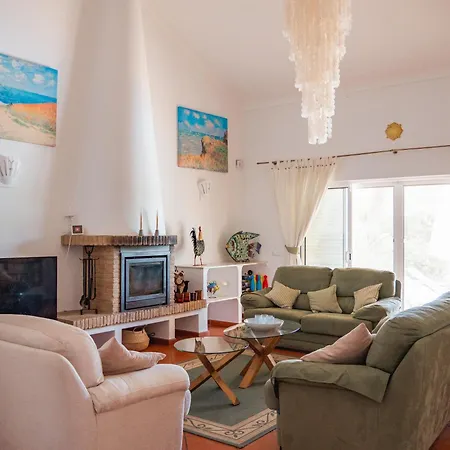 Casa De Amanha 450 Mts To The With Beautiful Garden And Heated Saltwater Pool Albufeira