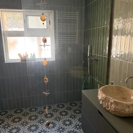 Casa De Amanha 450 Mts To The With Beautiful Garden And Heated Saltwater Pool Vila Albufeira