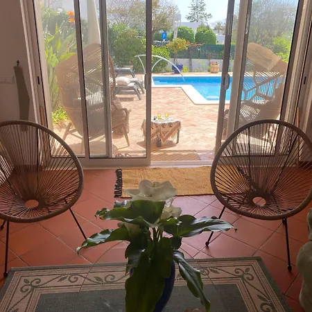 Casa De Amanha 450 Mts To The With Beautiful Garden And Heated Saltwater Pool Vila