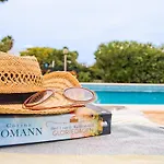 Casa De Amanha 450 Mts To The With Beautiful Garden And Heated Saltwater Pool *