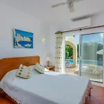 Villa Casa De Amanha 450 Mts To The With Beautiful Garden And Heated Saltwater Pool *