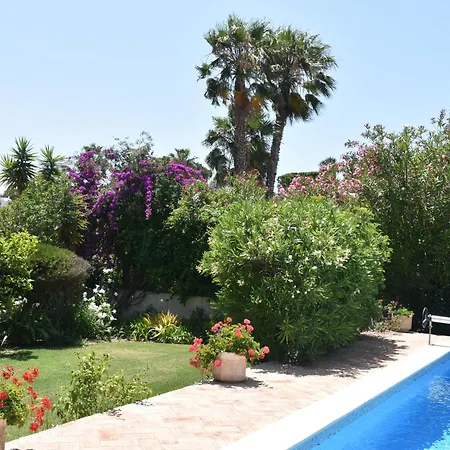 Casa De Amanha 450 Mts To The With Beautiful Garden And Heated Saltwater Pool Villa *