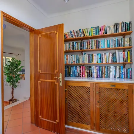 Villa Casa De Amanha 450 Mts To The With Beautiful Garden And Heated Saltwater Pool *