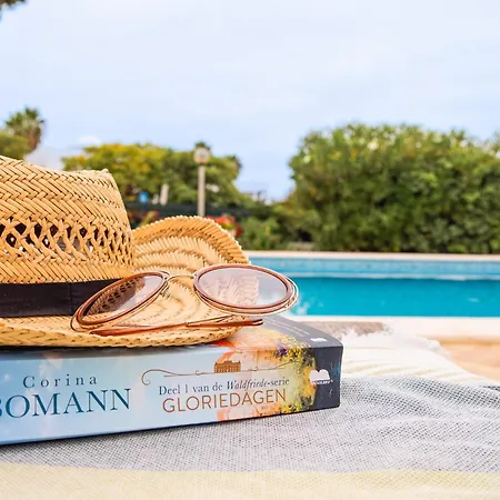 Casa De Amanha 450 Mts To The With Beautiful Garden And Heated Saltwater Pool *