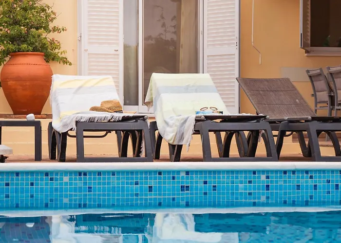 Casa De Amanha 450 Mts To The With Beautiful Garden And Heated Saltwater Pool Albufeira