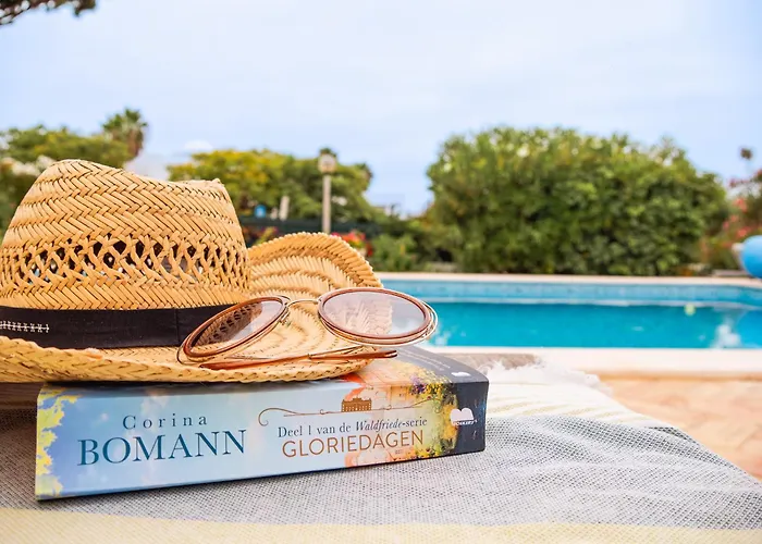 Casa De Amanha 450 Mts To The With Beautiful Garden And Heated Saltwater Pool *